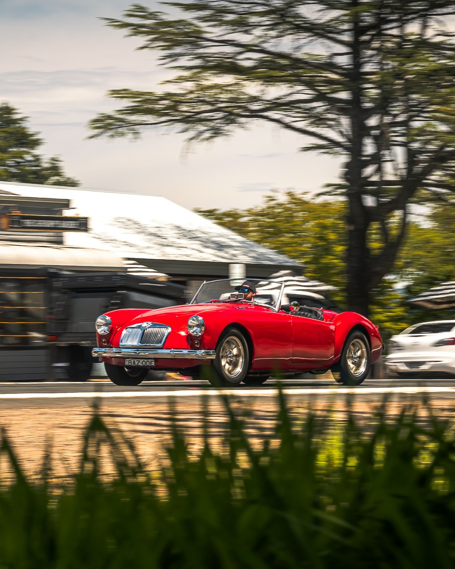 RED-MGA-Mountains-Everingham_SMALL_211 (1)