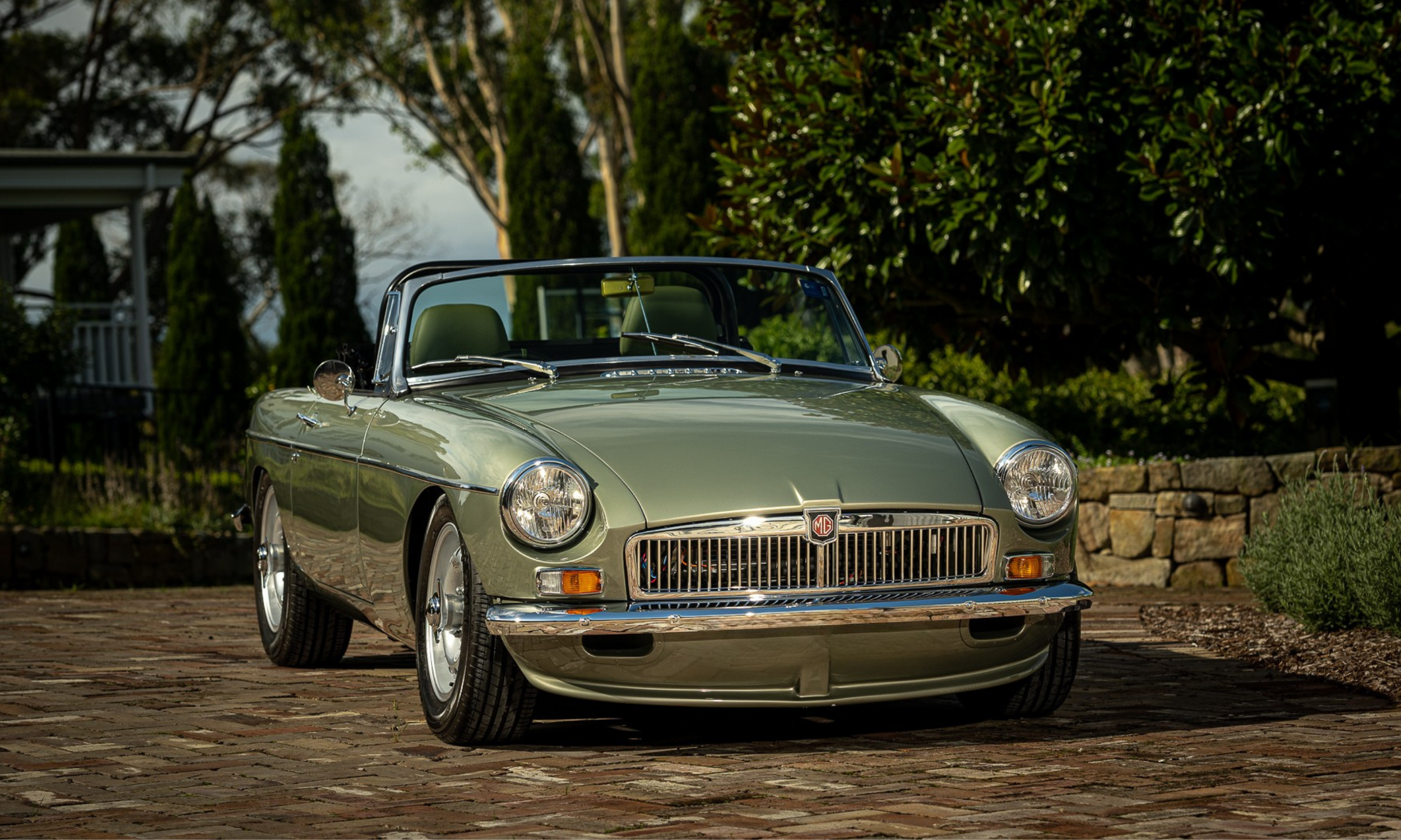 Modern Classic Cars Resto-Modification MG Web Header